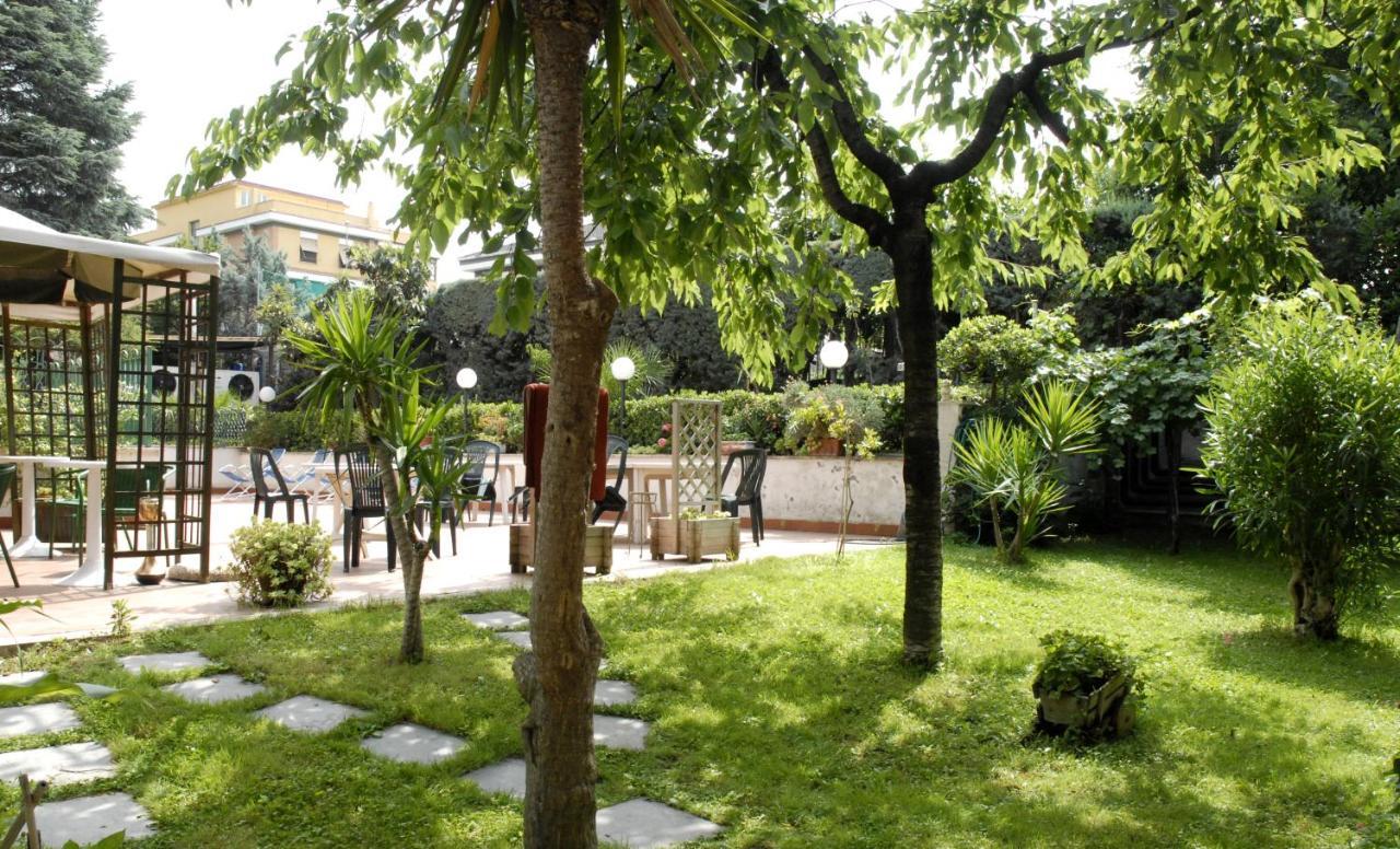 Hotel Aurora Garden Rom Exterior foto